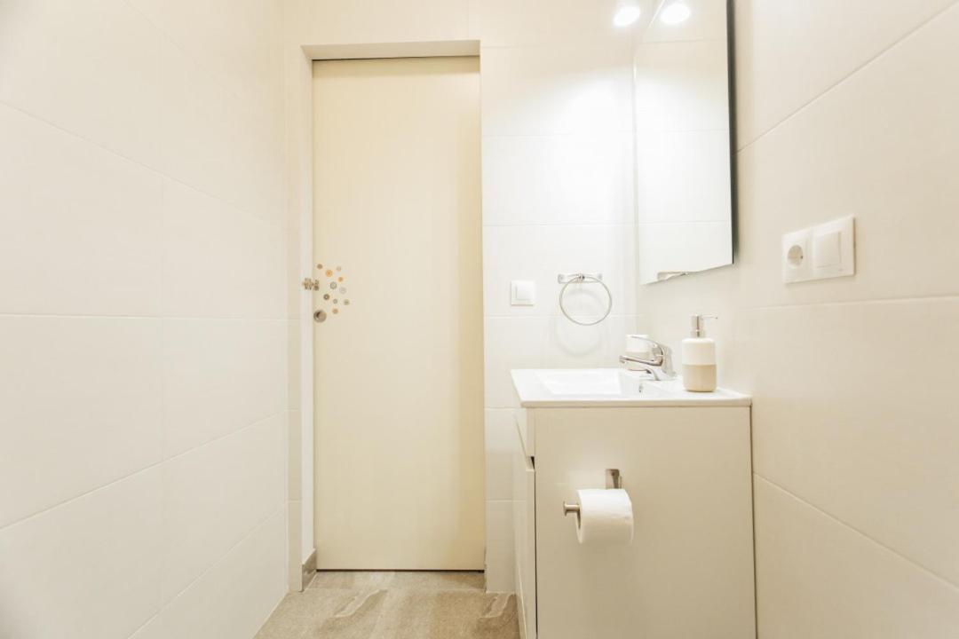 Wide And Diaphanous- 3Bd 2Bth- Alcazar إشبيلية المظهر الخارجي الصورة